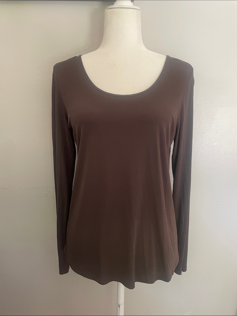 Eileen Fisher Chocolate Brown Long-Sleeve Silk Scoop Neck Tee